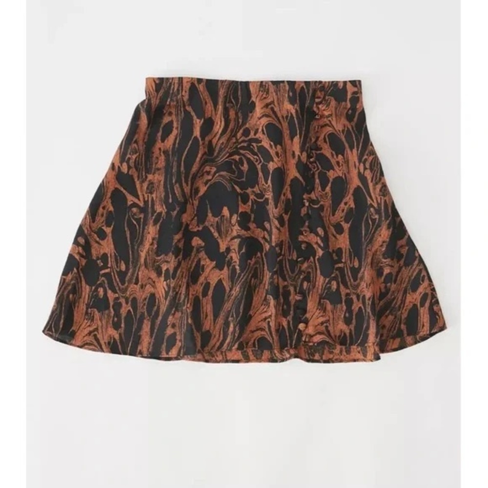 Urban outfitters NWT Tayla printed button front mini skirt orange black marbled